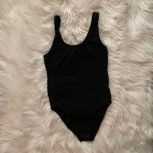 LULU’S BLACK BODYSUIT